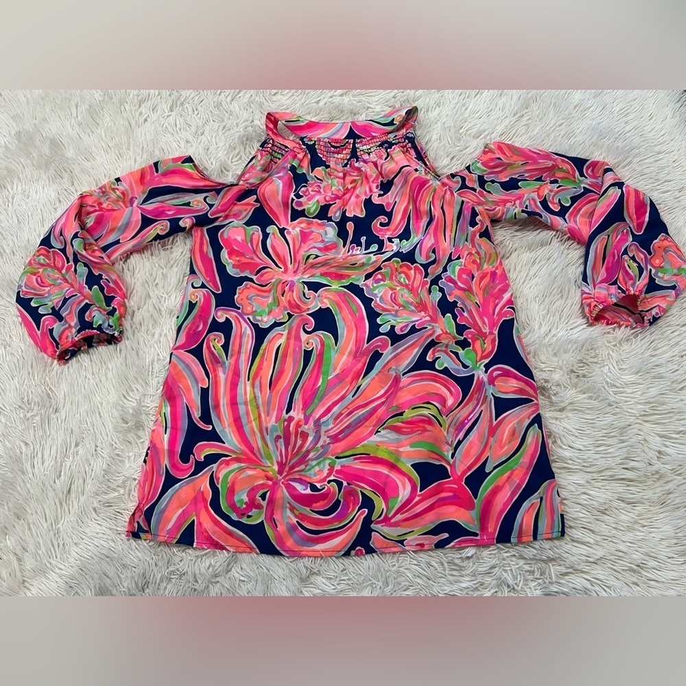Lilly Pulitzer Sunny Shoulder Elsa Top - Size XS - Picture 7 of 8